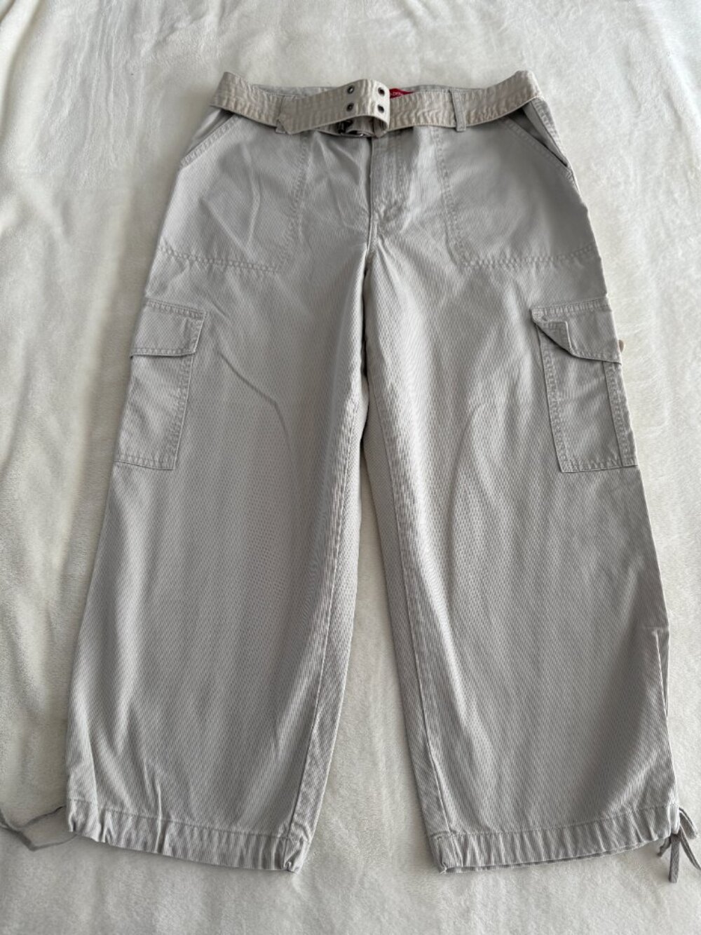 Gloria Vanderbilt Women’s Size 14 Tan Cropped Cargo Pants Wide Leg Belted